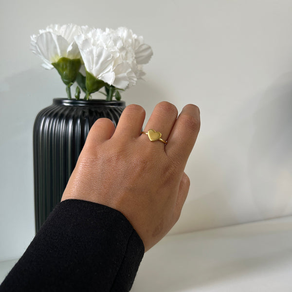 ENGRAVABLE HEART RING - 18K GOLD PLATED