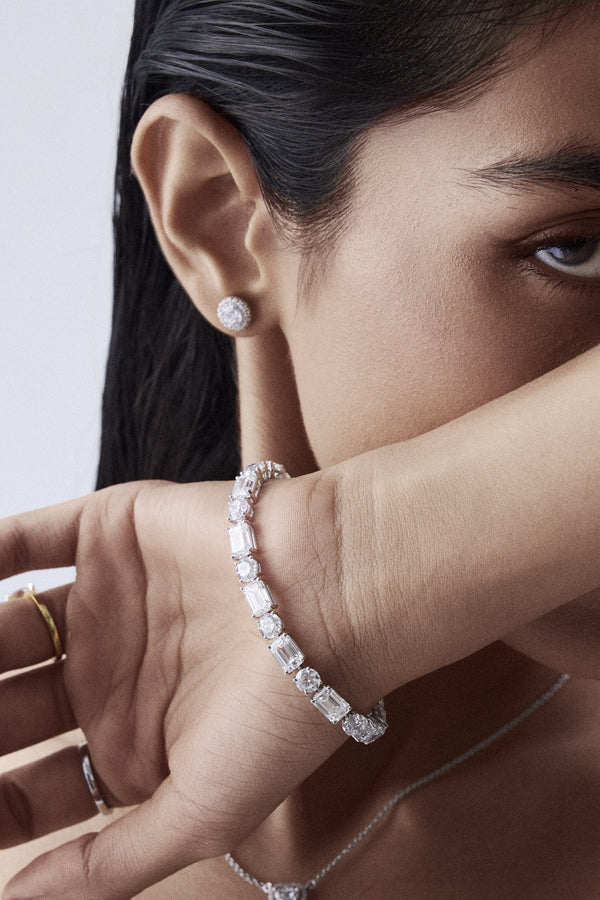 1 ct Scalloped Halo Earrings