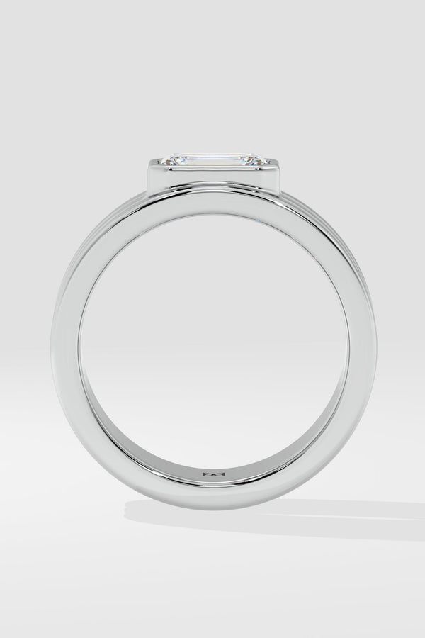 Emerald Tryst Ring