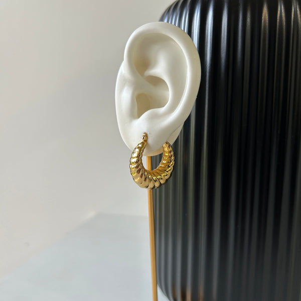 KNOT HOOPS - 18K GOLD PLATED