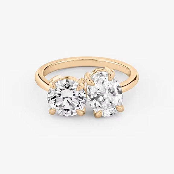 Toi et Moi Round Oval Lab Grown Diamond Ring