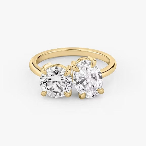 Toi et Moi Round Oval Lab Grown Diamond Ring