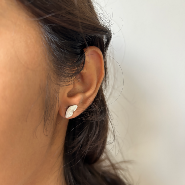 HALF-WING STUDS - 18K GOLD-PLATED
