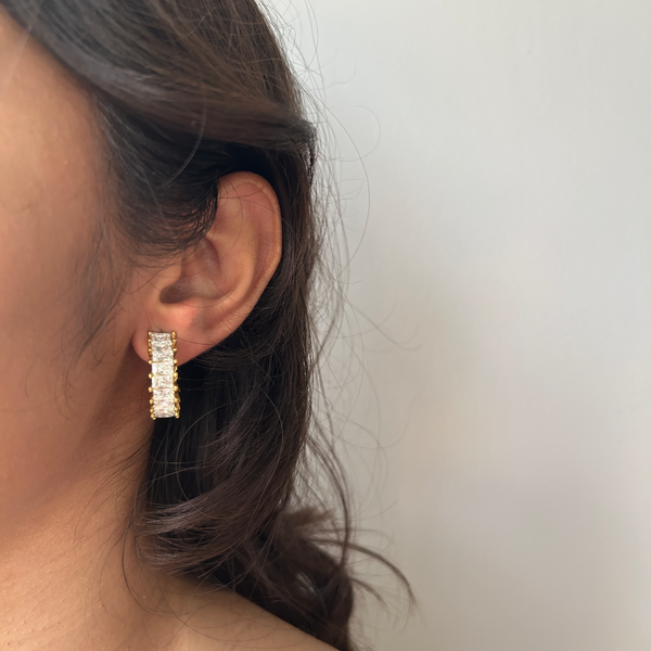 BAGUETTE EARRINGS - 18K GOLD PLATED