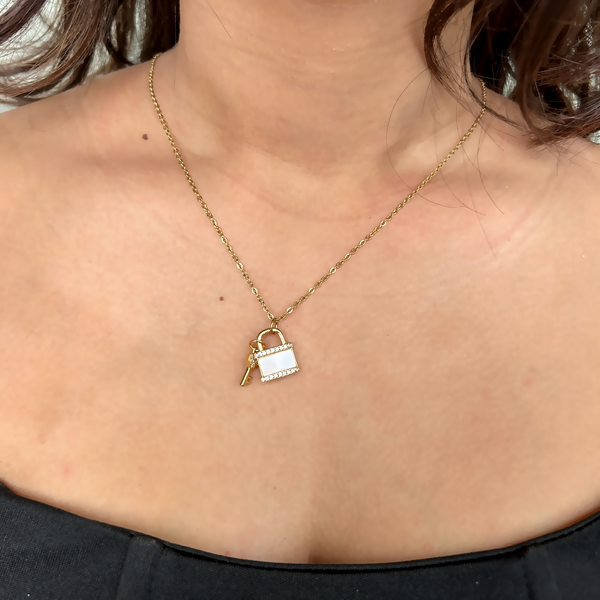LOCK NECKLACE - 18K GOLD-PLATED