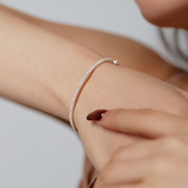 SINGLE LINE BANGLE - Fine Silver